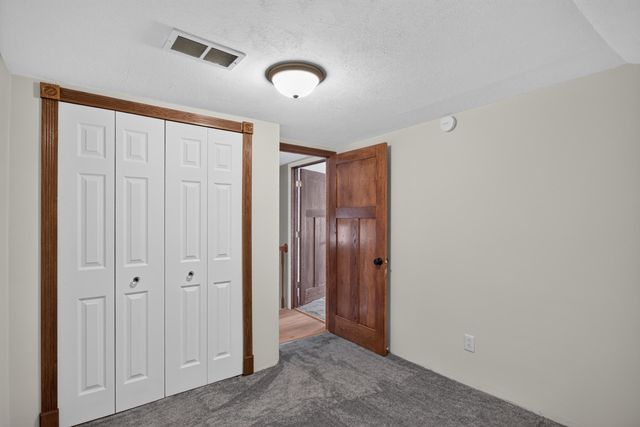 121 N Lakeside Drive, Michigan Center, MI 49254
