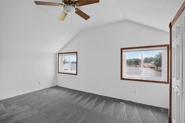 121 N Lakeside Drive, Michigan Center, MI 49254