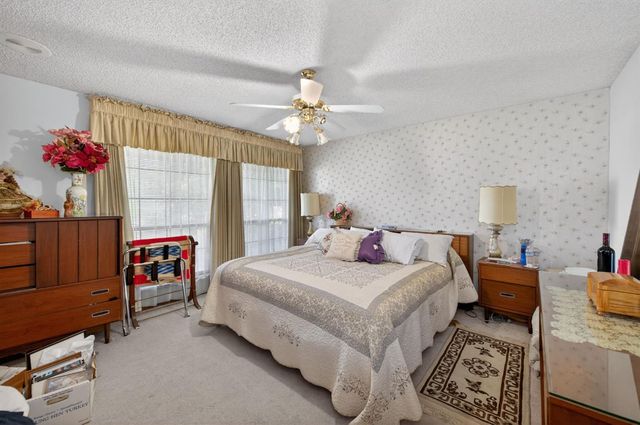 2067 W Minarets Avenue, Fresno, CA 93711