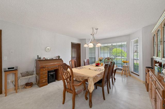 2067 W Minarets Avenue, Fresno, CA 93711