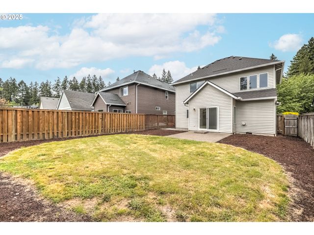 1634 Ne PARKSIDE Dr, Hillsboro, OR 97124