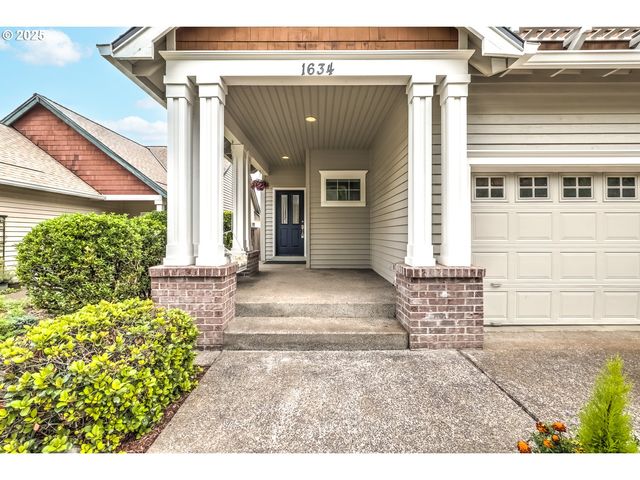 1634 Ne PARKSIDE Dr, Hillsboro, OR 97124