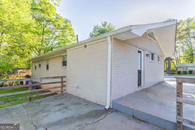 3905 Kirksford Drive, Decatur, GA 30035