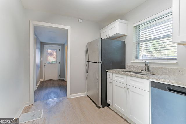 3905 Kirksford Drive, Decatur, GA 30035