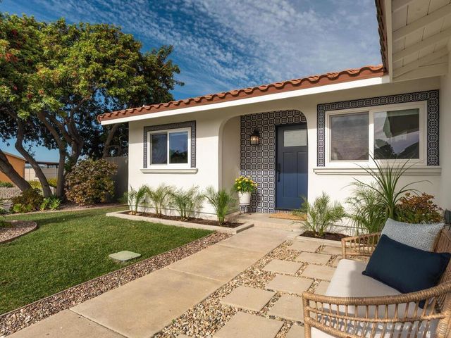 6460 Amberly St, San Diego, CA 92120
