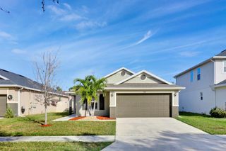 5160 NW Pine Trail Circle, Port St Lucie, FL 34983