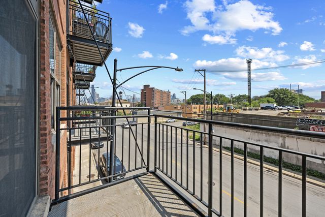 2310 S Canal Street 215, Chicago, IL 60616