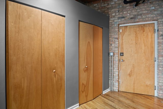 2310 S Canal Street 215, Chicago, IL 60616