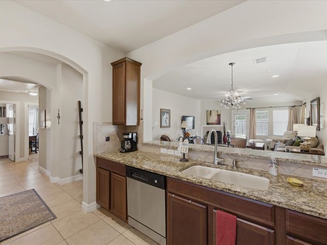 2305 Prescott Downs Drive, Denton, TX 76210