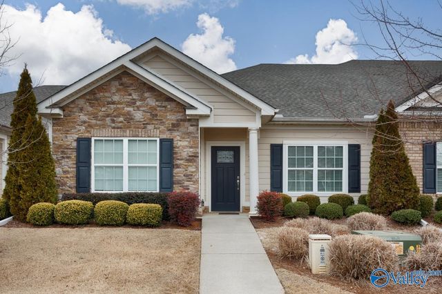 74 Moore Farm Circle NW 74, Huntsville, AL 35806