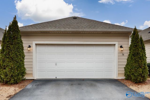 74 Moore Farm Circle NW 74, Huntsville, AL 35806