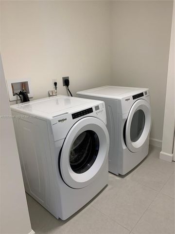 5350 NW 84 Avenue 1601, Doral, FL 33166