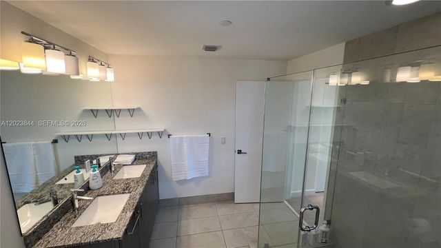 5350 NW 84 Avenue 1601, Doral, FL 33166