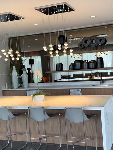 5350 NW 84 Avenue 1601, Doral, FL 33166