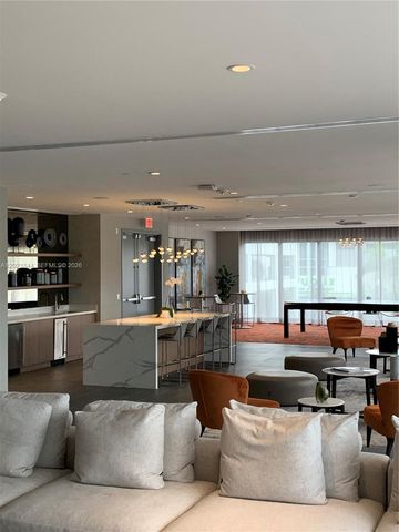 5350 NW 84 Avenue 1601, Doral, FL 33166