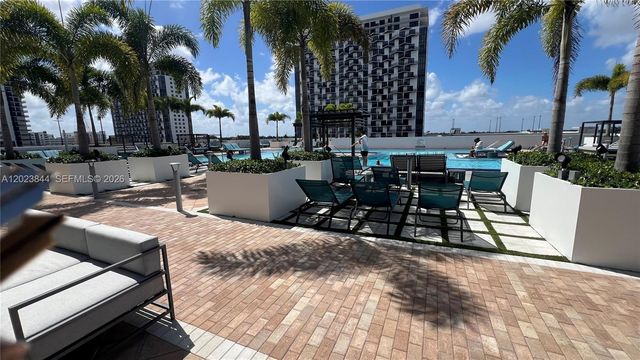 5350 NW 84 Avenue 1601, Doral, FL 33166