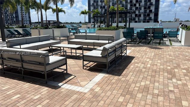 5350 NW 84 Avenue 1601, Doral, FL 33166