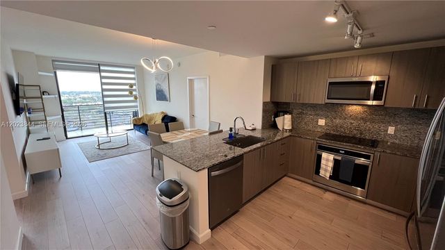 5350 NW 84 Avenue 1601, Doral, FL 33166
