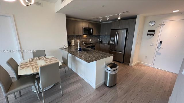 5350 NW 84 Avenue 1601, Doral, FL 33166