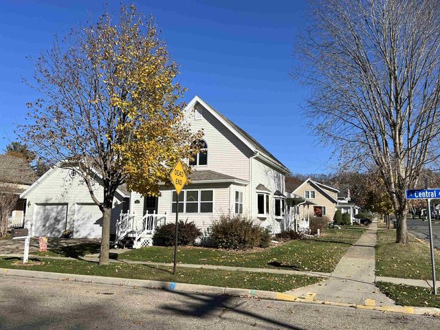 1111 N Central Avenue, Richland Center, WI 53581