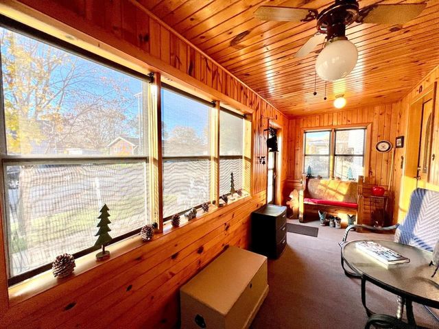 1111 N Central Avenue, Richland Center, WI 53581