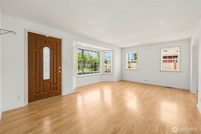 16101 60th Street E, Sumner, WA 98390