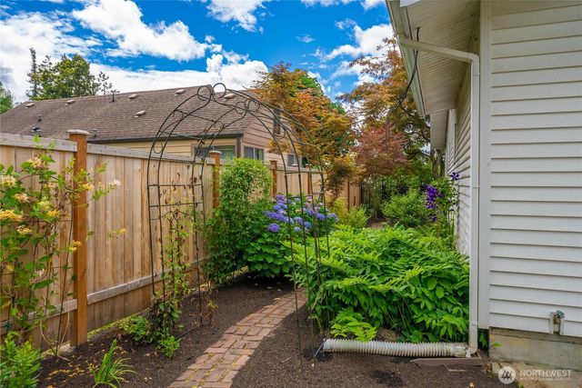 16101 60th Street E, Sumner, WA 98390