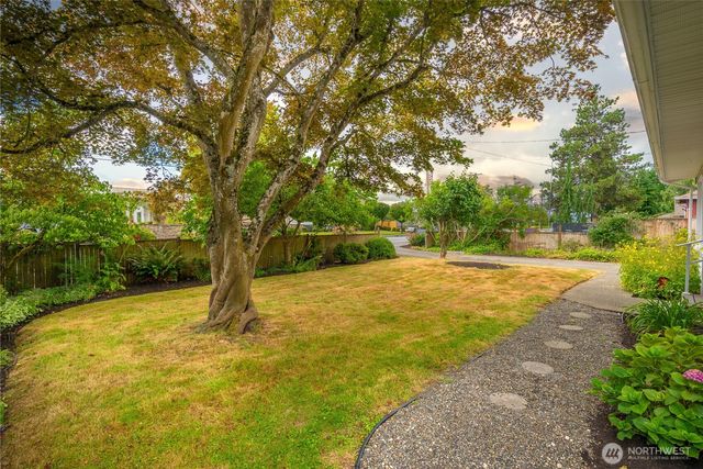 16101 60th Street E, Sumner, WA 98390