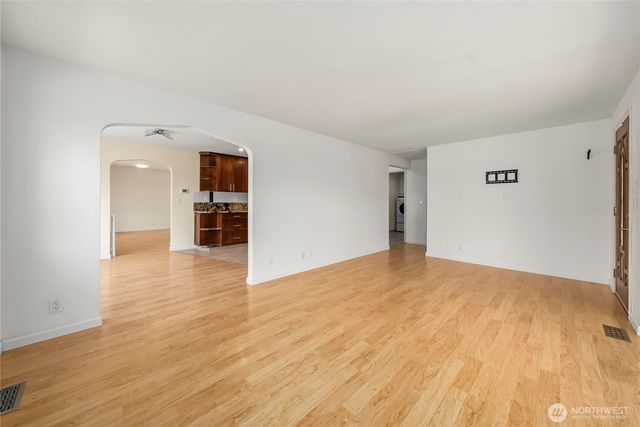 16101 60th Street E, Sumner, WA 98390