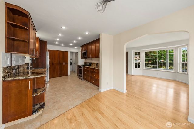 16101 60th Street E, Sumner, WA 98390