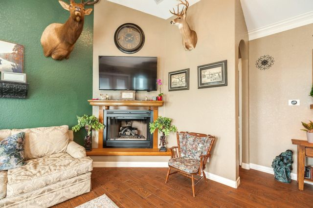 220 Kings Drive, Freeport, TX 77541