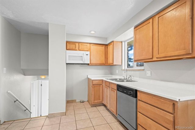 327 Ingalls Street, Lakewood, CO 80226