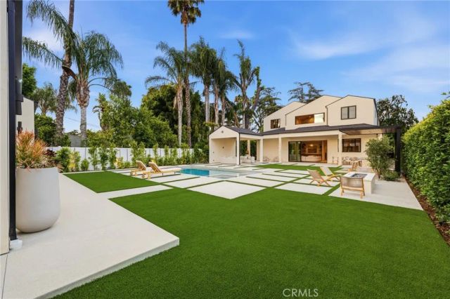 4447 Matilija, Sherman Oaks, CA 91423