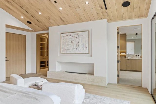 4447 Matilija, Sherman Oaks, CA 91423
