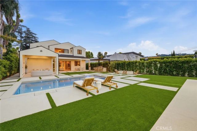 4447 Matilija, Sherman Oaks, CA 91423