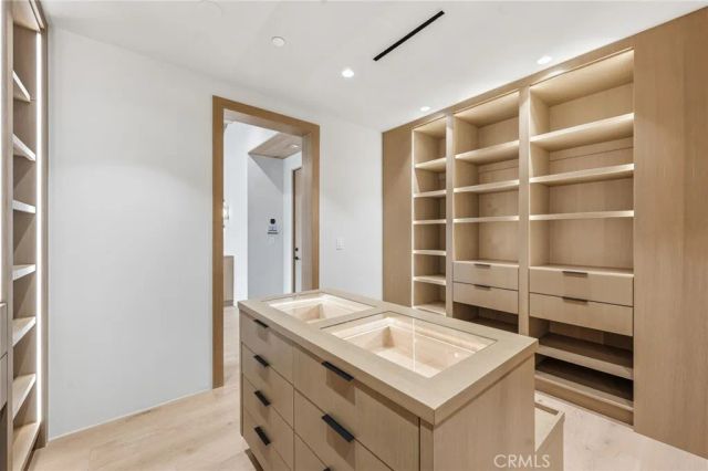 4447 Matilija, Sherman Oaks, CA 91423