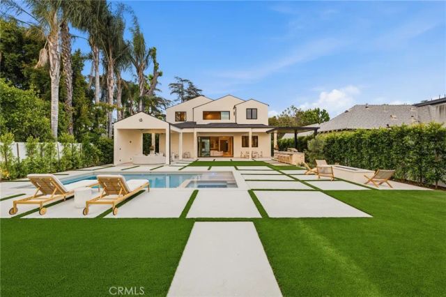 4447 Matilija, Sherman Oaks, CA 91423