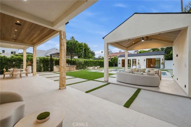 4447 Matilija, Sherman Oaks, CA 91423