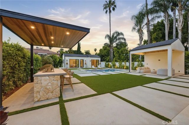 4447 Matilija, Sherman Oaks, CA 91423
