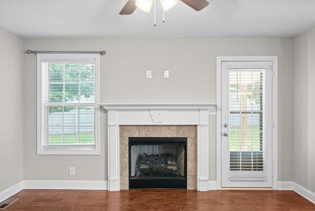 2362 Danbury Dr, Clarksville, TN 37042