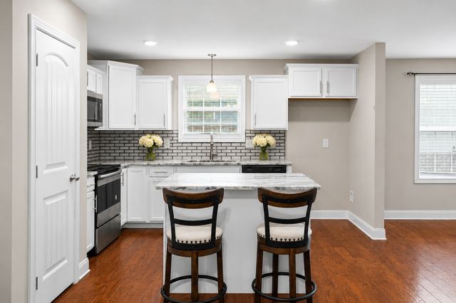 2362 Danbury Dr, Clarksville, TN 37042