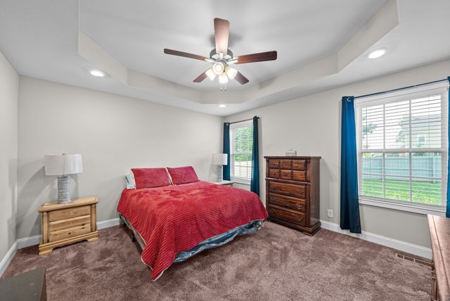 2362 Danbury Dr, Clarksville, TN 37042