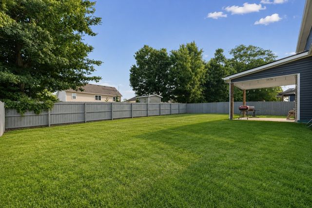 2362 Danbury Dr, Clarksville, TN 37042