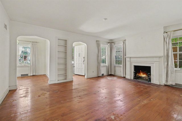 401 W Keech Avenue, Ann Arbor, MI 48103