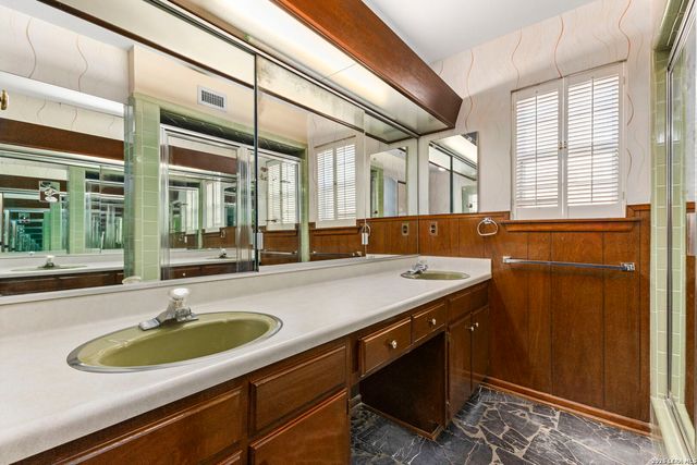 11630 Sandman, San Antonio, TX 78216