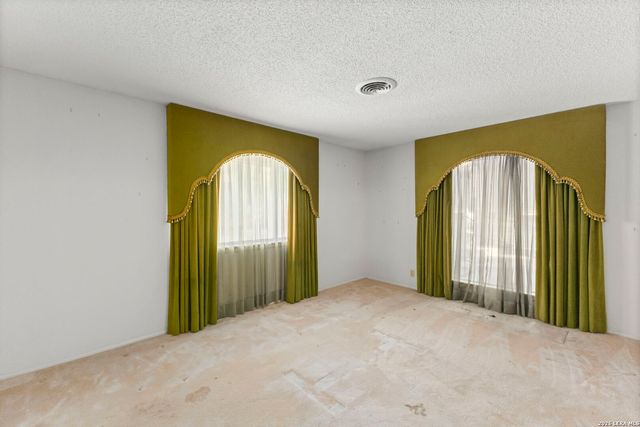 11630 Sandman, San Antonio, TX 78216