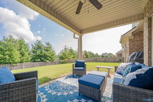4515 Blairmont Drive SE, Owens Cross Roads, AL 35763