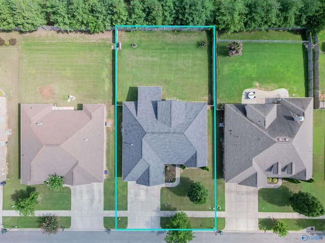 4515 Blairmont Drive SE, Owens Cross Roads, AL 35763