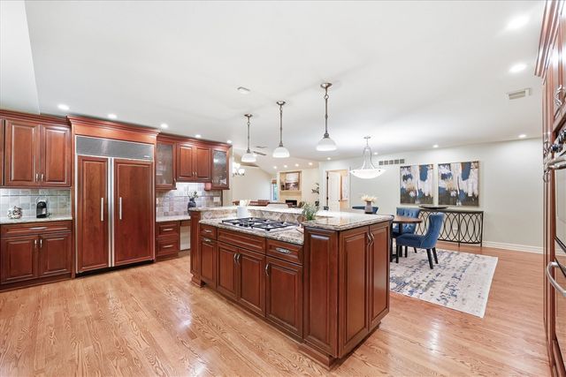 521 Rock Creek Drive, Ann Arbor, MI 48104