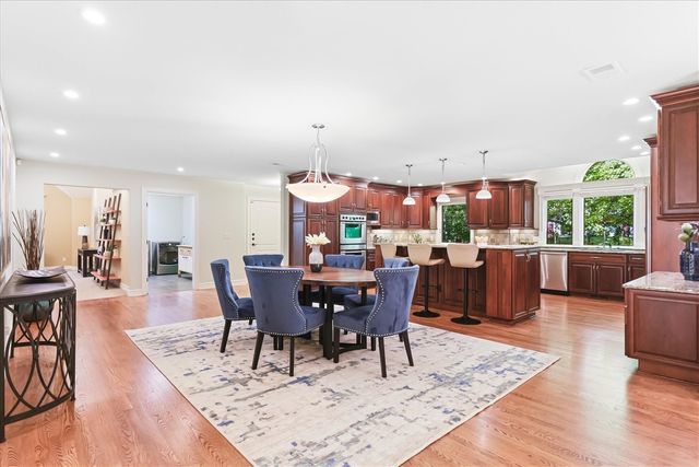 521 Rock Creek Drive, Ann Arbor, MI 48104